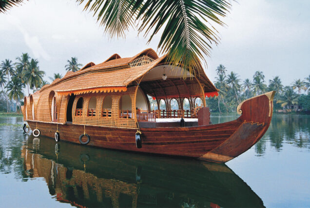 Kerala backwater Boat Picture